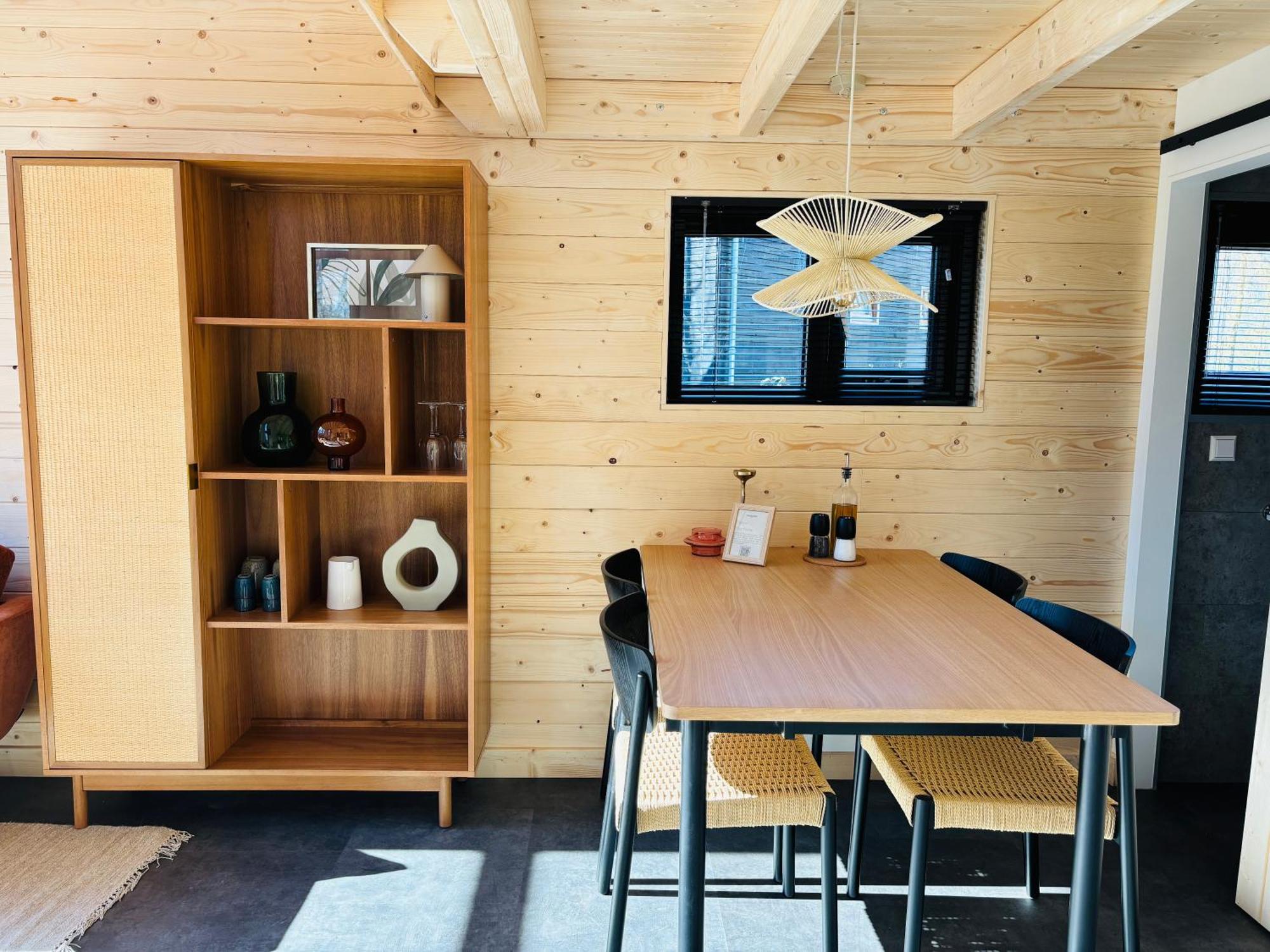 Basecamp Amsterdam Ξενοδοχείο Εξωτερικό φωτογραφία