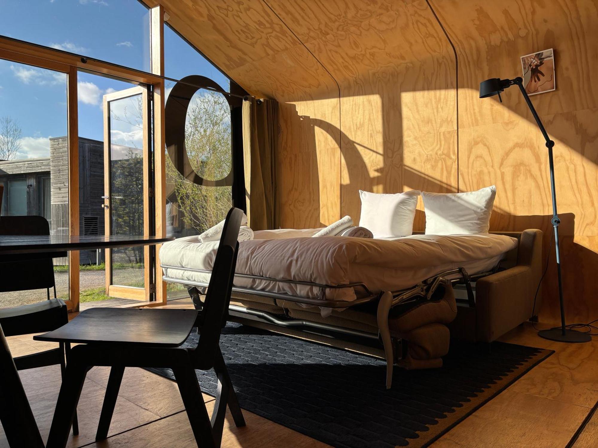 Basecamp Amsterdam Ξενοδοχείο Εξωτερικό φωτογραφία